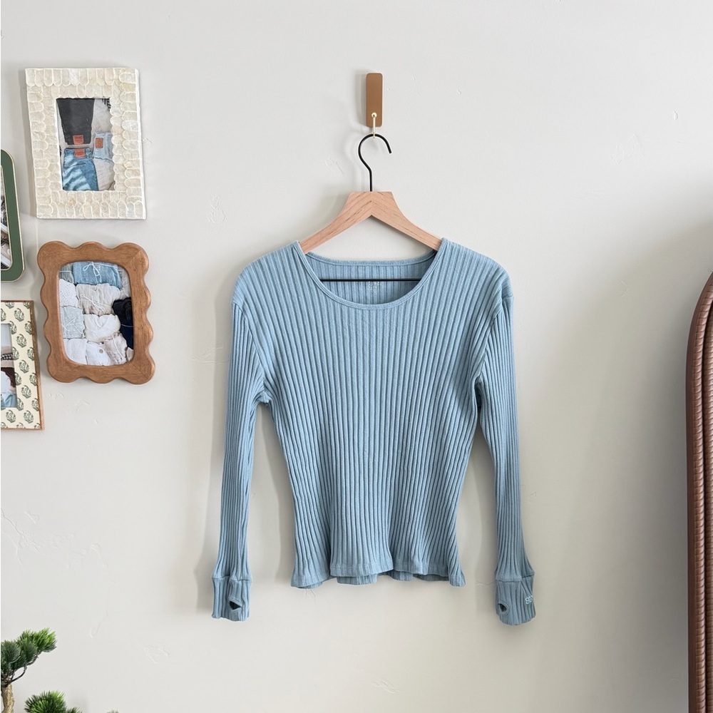 Albion Fit Channel Crew Long Sleeve Top in Dusk - Picture 4 of 5
